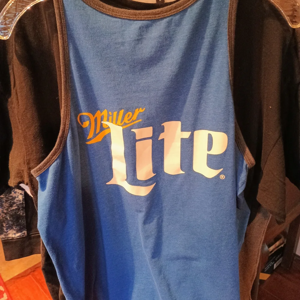Lite Blue Men's Tank Top Bin 27 - Picture 2 of 3